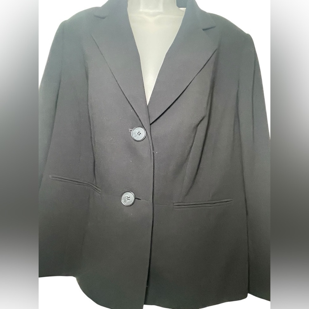 Kasper Women’s Plus Black Blazer 16W